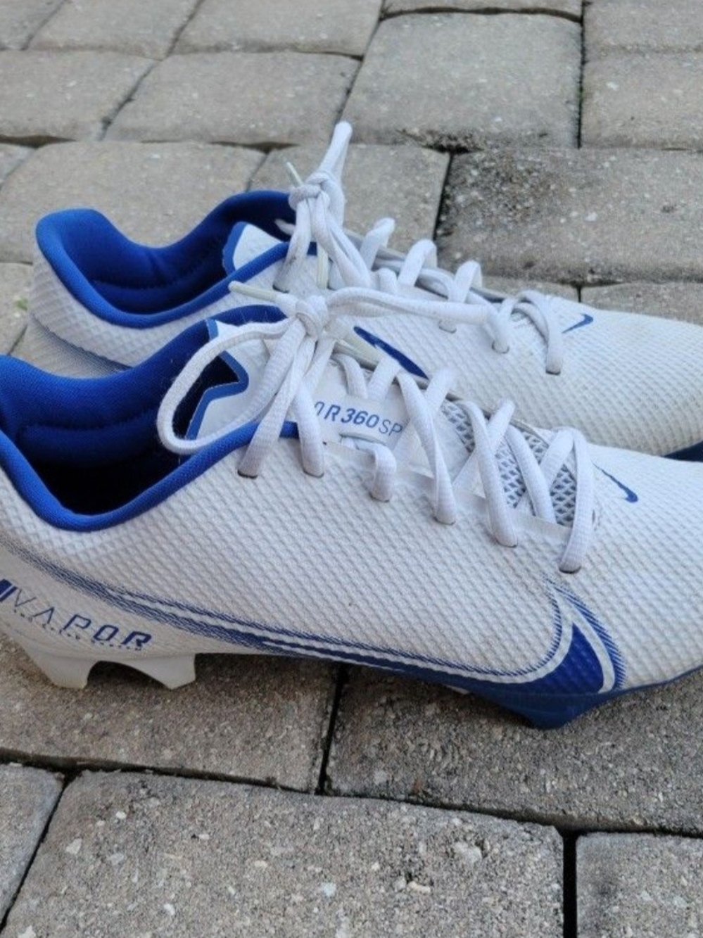 Nike White and Blue Men's Size 8 Nike Vapor Cleats